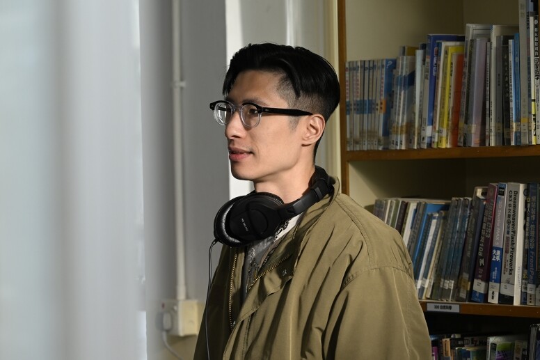 【ELLE Cinema】專訪《無名指》導演孔令政、女主角許恩怡︰放下批判，說出最真實的故事。