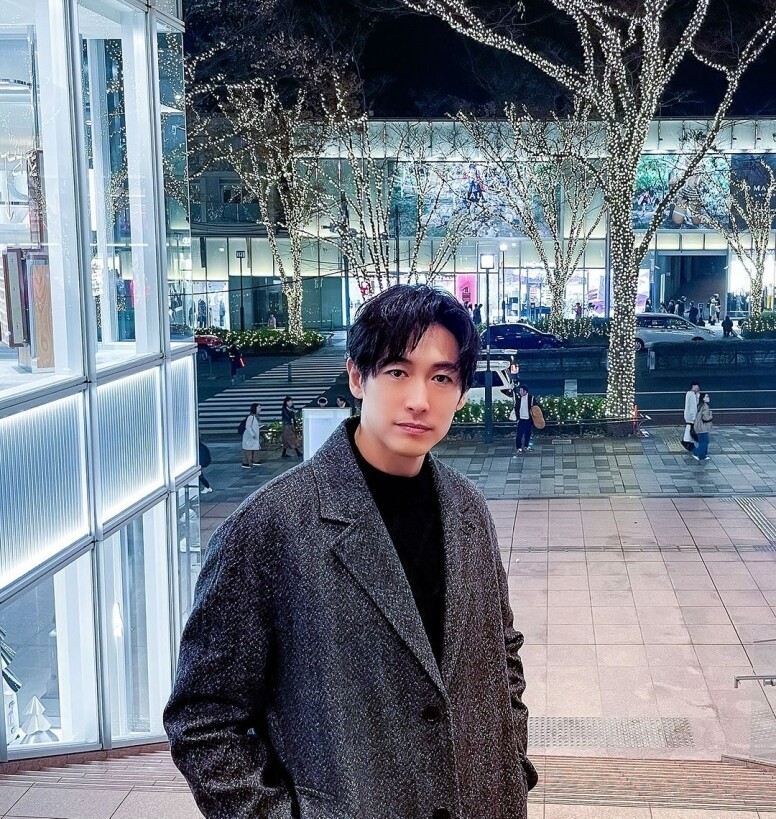 Netflix《誰是被害者2》超帥檢察官！日本演員藤岡靛私下日系熟男穿搭超帥氣！