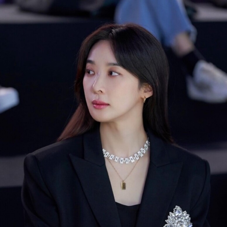 《絕世KOL》李清娥比女主角更圈粉！38歲凍齡氣質美女 私下竟是超狂波鞋收藏家？