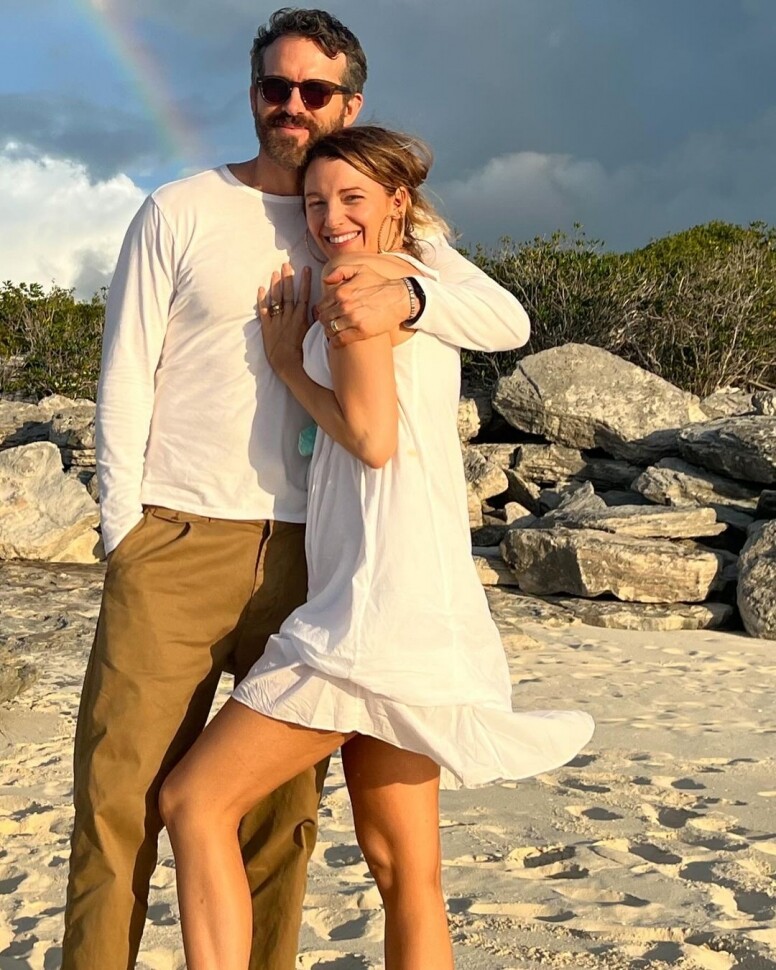 《死侍與狼人》Ryan Reynolds肌肉訓練大公開！6招練成死侍同款緊緻腹肌！