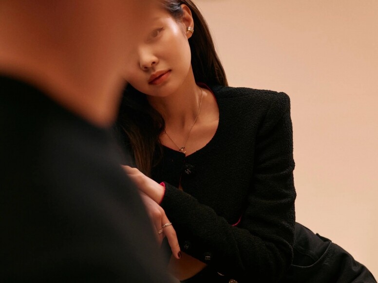 由Blackpink Jennie擔任2022年代言人