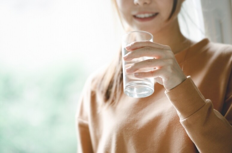 飲水減肥？營養師推薦飲水時間表12個喝水減肥原理！到底喝水減肥法一個月瘦多少