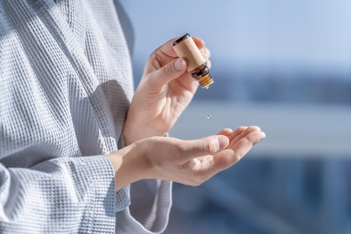 茶樹油推介！10款好用茶樹油功效消炎配方推介去印暗瘡必備！