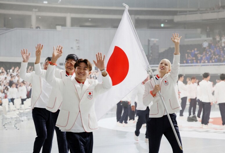 「日本陳卓賢」開幕持旗！日本霹靂舞半井重幸為何備受觸目？