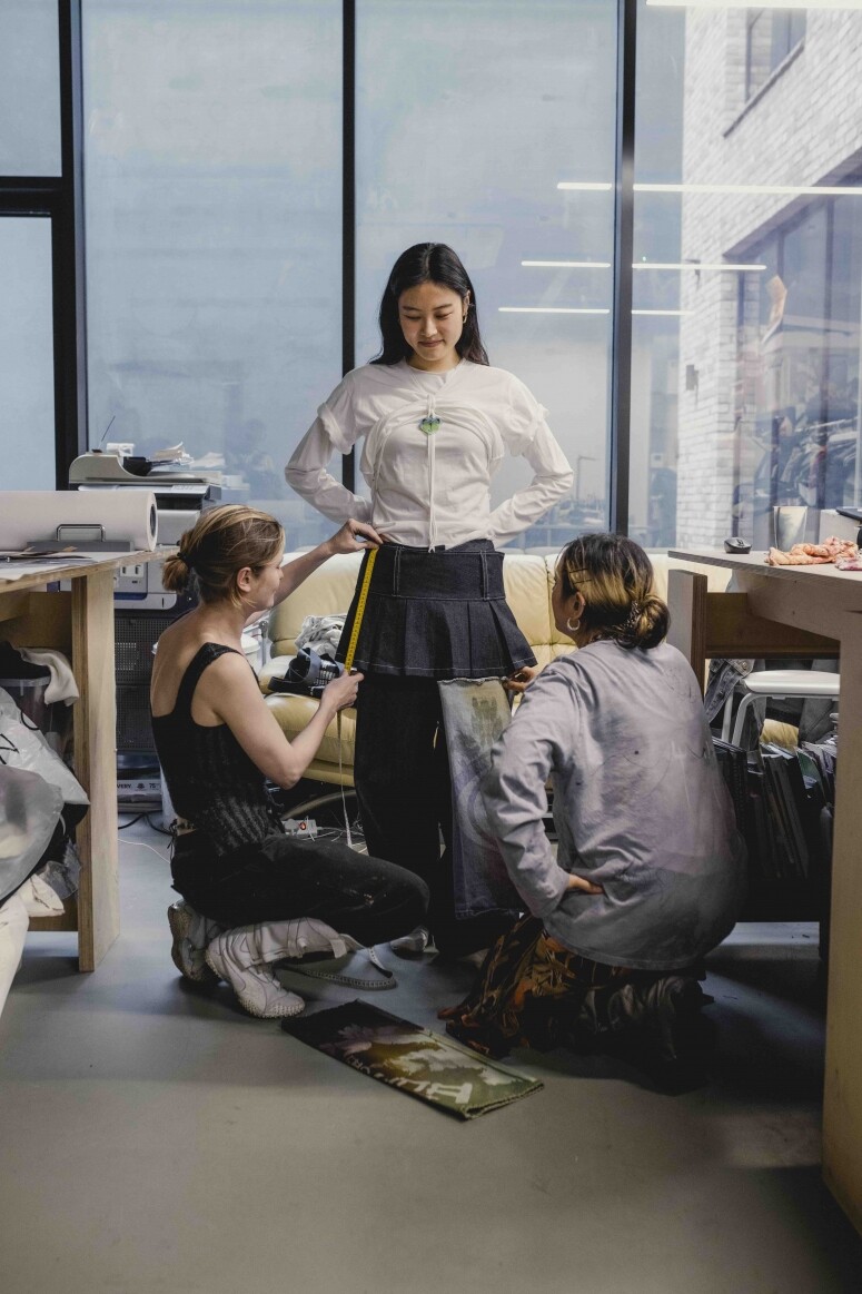 【ELLE NEXT】專訪 Paolina Russo「孖妹」Gen Z 主理人：夢想起飛