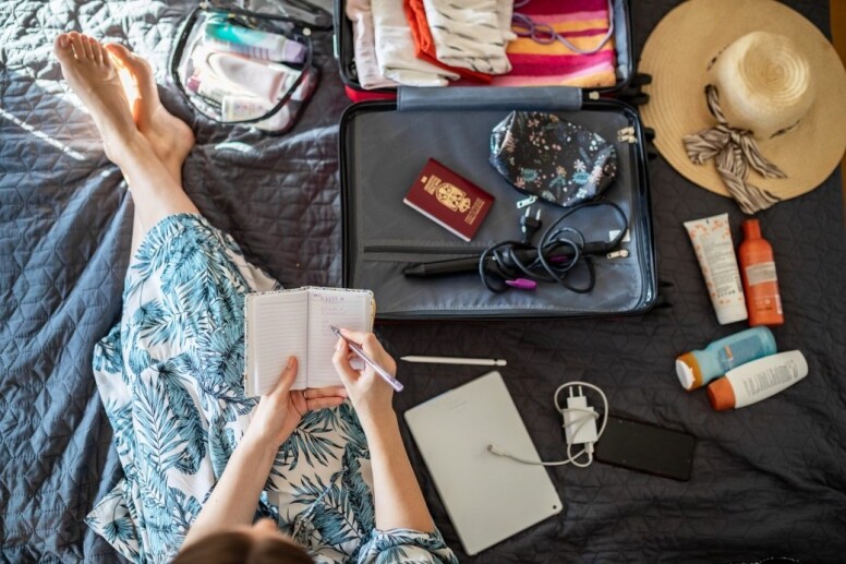 旅行清單2024｜旅行用品清單執行李必備Checklist長短途男女旅行清單小朋友老幼適用