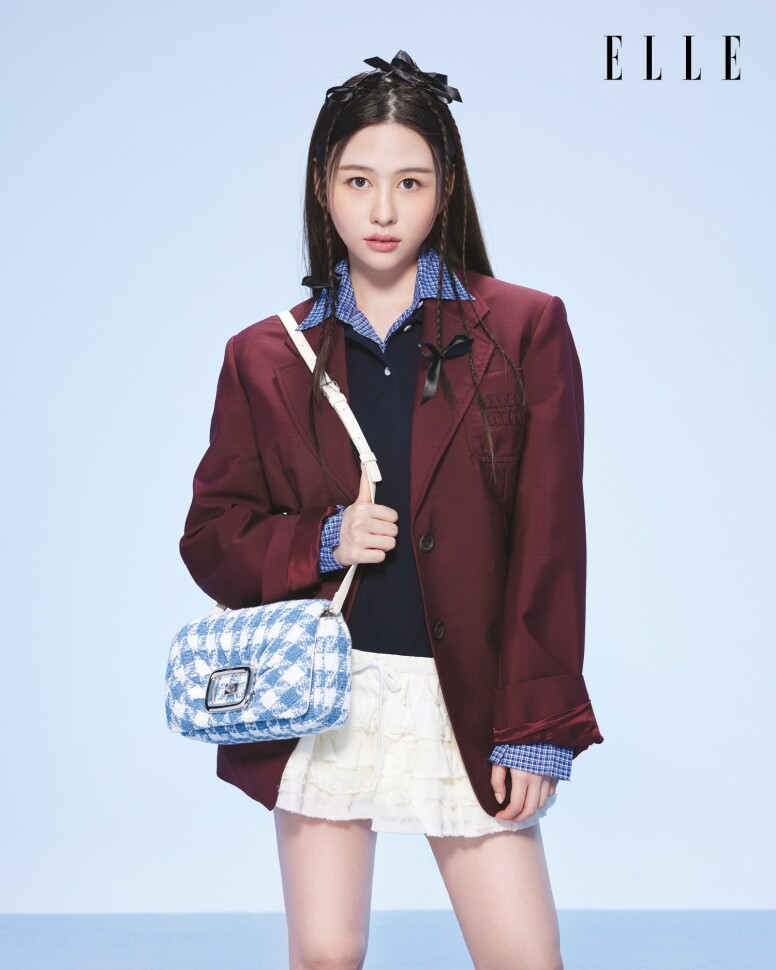 【ELLE Accessories封面專訪】沈月Ayla:不一樣的獅子座女生 【ELLE Accessories封面專訪】沈月Ayla:不一樣的獅子座女生