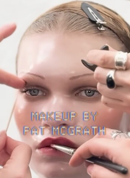 彩妝大師Pat McGrath的Maison Margiela陶瓷娃娃妝如何做到