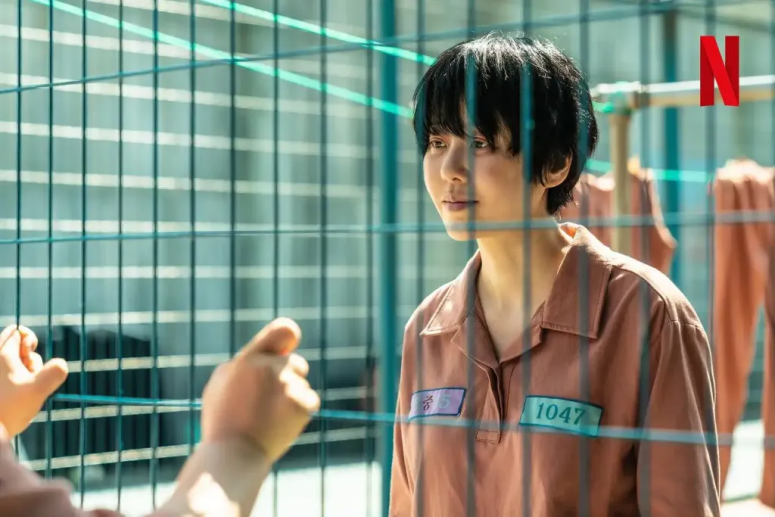 神還原漫畫、19禁內容！Netflix《假面女郎》必看賣點