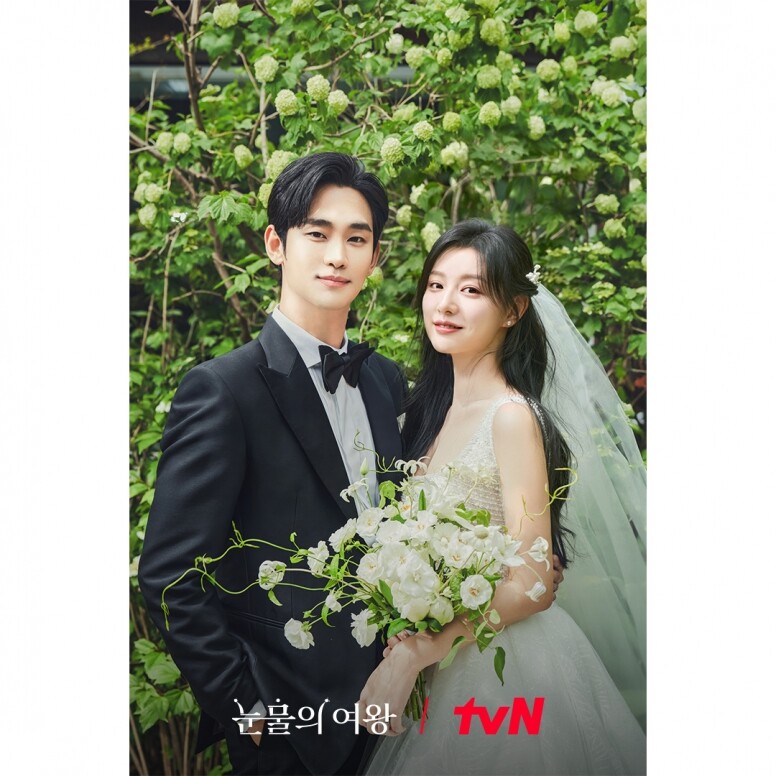 《淚之女王》金秀賢金智媛結婚造型超眼熟！致敬迫降夫婦玄彬孫藝珍世紀婚禮，西裝、禮服神還原