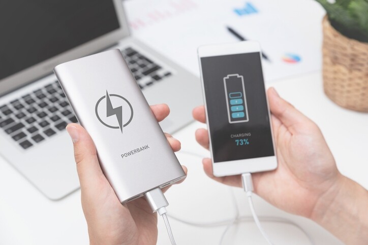 各航空使用外置充電器 隨叉尿袋的限制