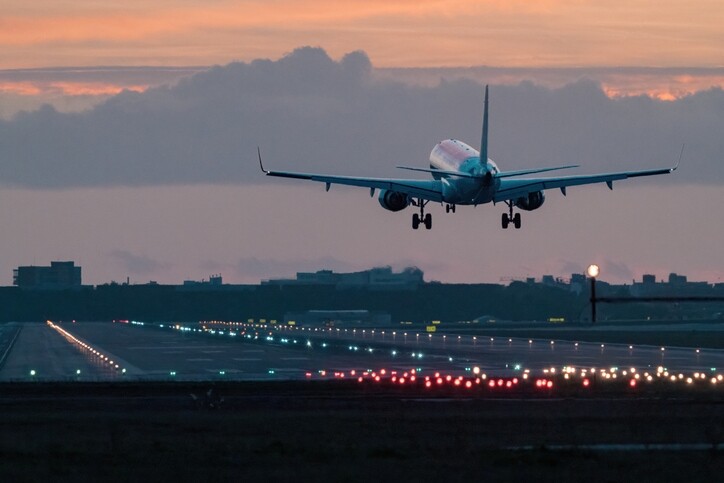 上機前注意！各航空使用外置充電器 隨叉尿袋的限制