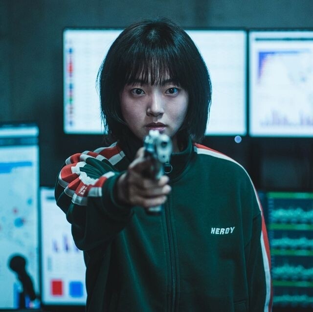 《殺人者的購物中心》女主角就是《屍戰朝鮮》皇后！28歲金慧峻現實原來愛少女穿搭