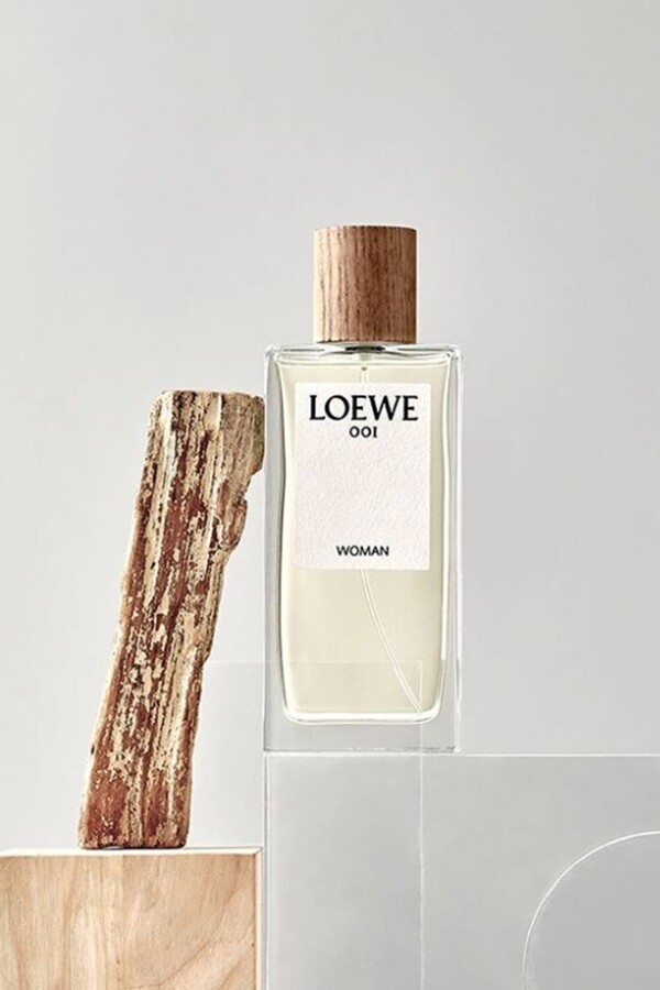 小眾香水品牌推薦2025：LOEWE 001 Woman香水 $710