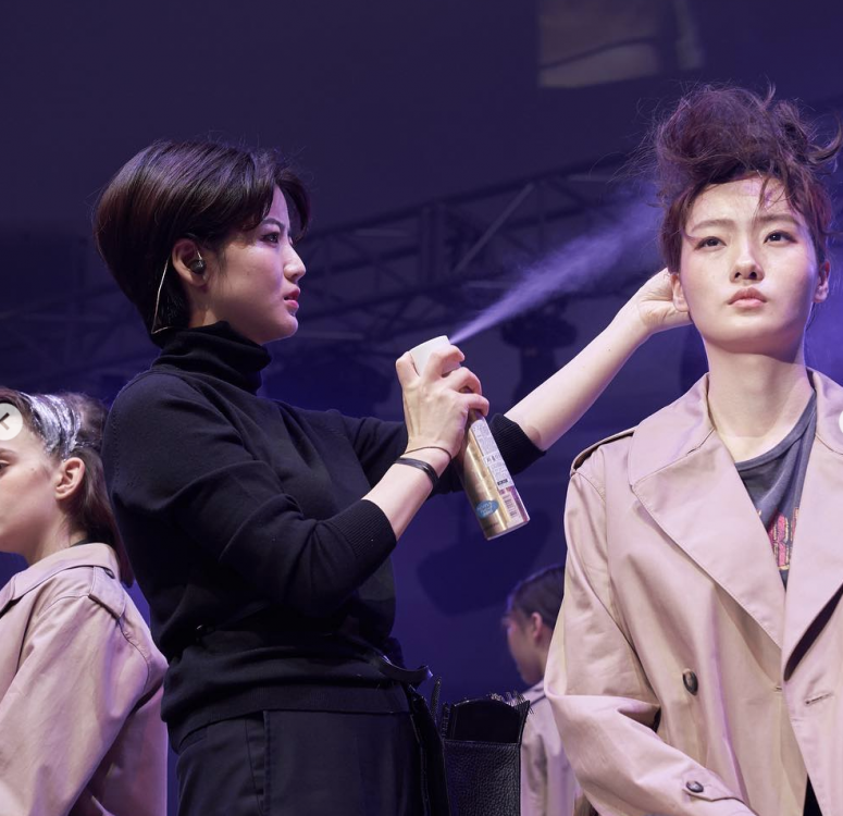 人氣髮型師ChaHong車虹在韓國開設的髮廊名為「ARDOR CHAHONG」。