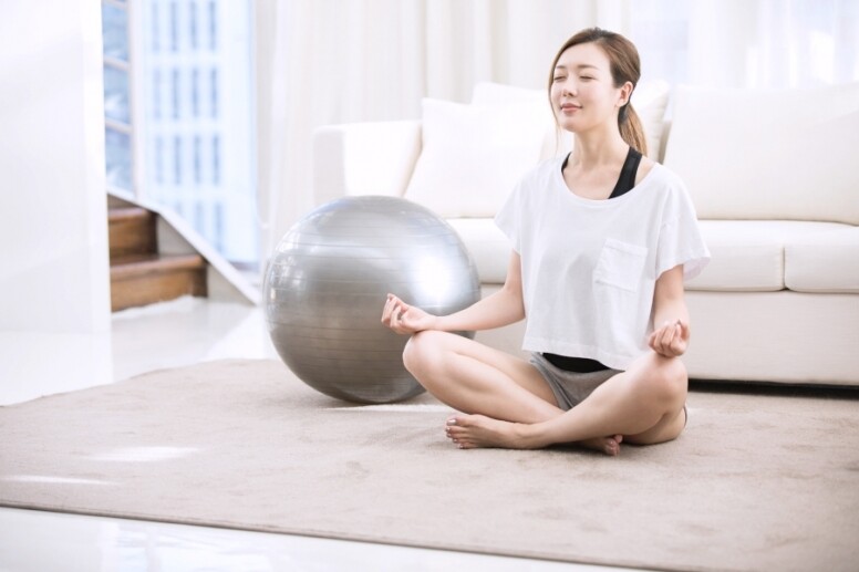腹式呼吸法可以說是一種橫膈膜的運動，在吸氣的時候使橫膈膜下壓，讓