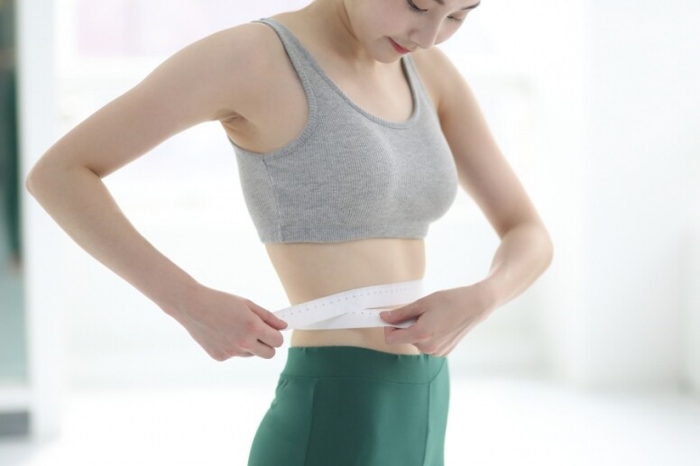 因為膳食纖維不能被人體完全吸收，所以有效促進腸胃蠕動，也有助延緩