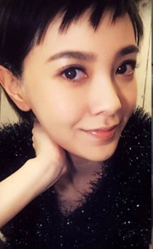 3. 不規則瀏海近年髮型趨勢流行將瀏海變出不同造型，自問大膽又對自