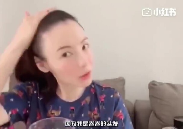 張栢芝懶人妝 1. 束馬尾