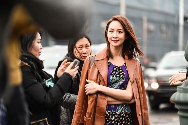 張鈞甯出道十多，絕對稱得上是圈中「十年如一」的女星，皆因不論外貌和身