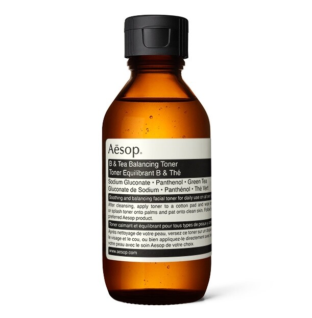 Aesop調理液蘊含維他命原B5及強效抗氧化成分，能有效收細毛孔，加上Aesop