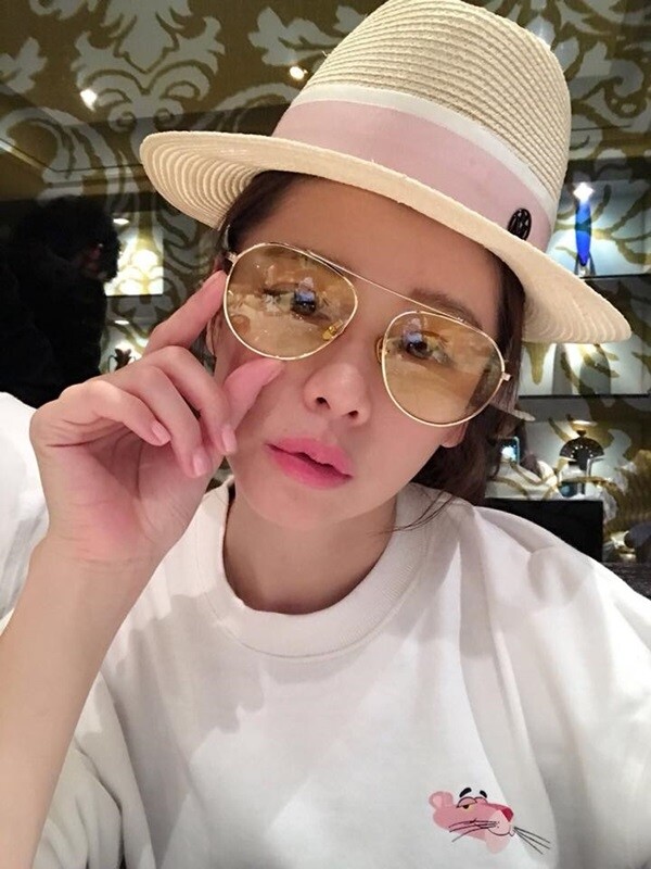 徐若瑄：「女人不需要懼怕臉上的細紋。」對於大部份女人都害怕的皺紋，徐若