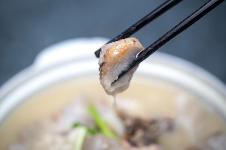 薑可以驅風去濕，蔥能維持血管健康，龐矷䒤建議加一些醋來蒸，除了可調