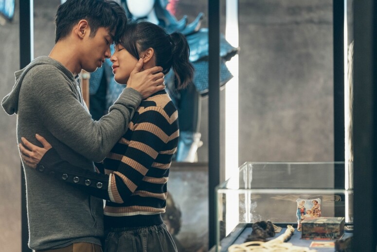 Netflix近年大幅增加華語劇，月初上線的原創華語劇《極道千金》便是一例，劉以