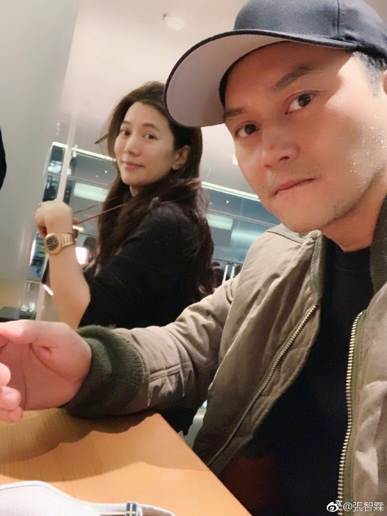 不過,早前Chi Lam跟靚靚在一個內地綜藝節目上,後者被安排參加一個太太 不過,早前Chi Lam跟靚靚在一個內地綜藝節目上,後者被安排參加一個太太