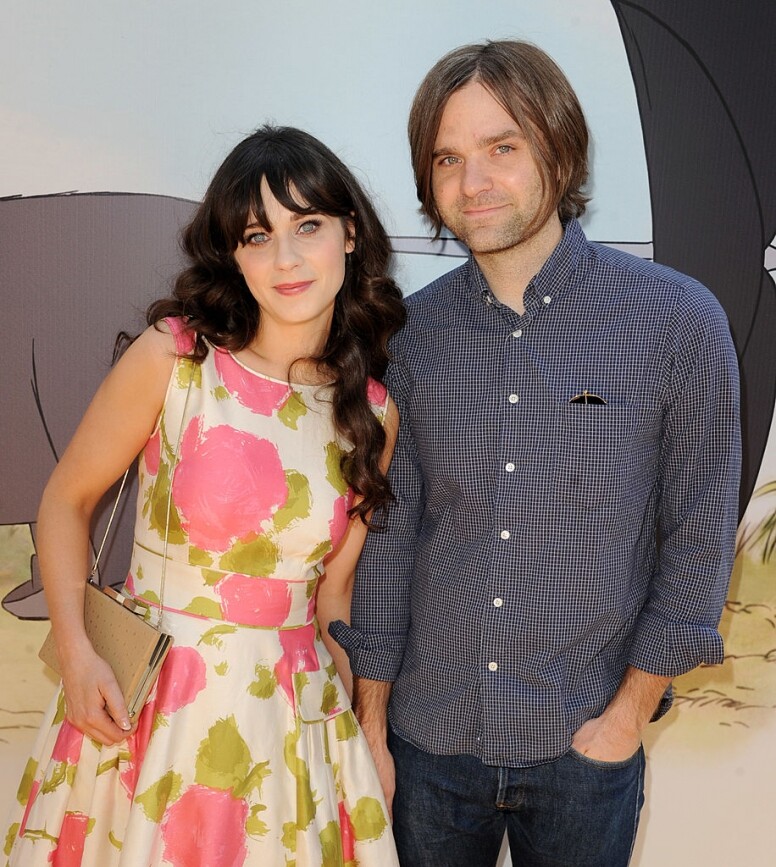 39歲的Zooey Deschanel正值中女階段,和《她她她的少女時代》中田蕊妮飾演的方迎風 39歲的Zooey Deschanel正值中女階段,和《她她她的少女時代》中田蕊妮飾演的方迎風