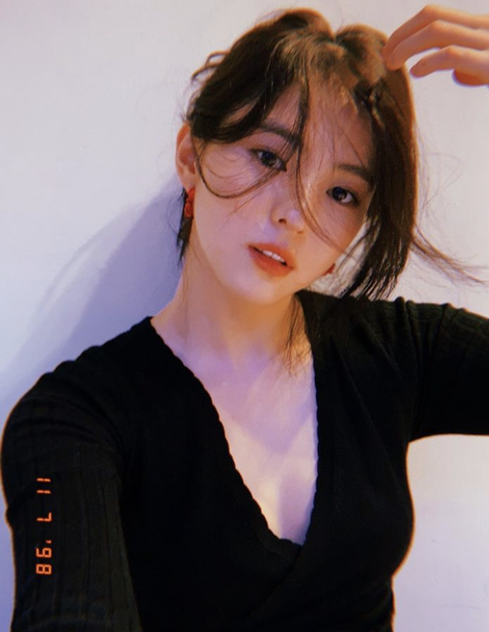 小三本來不應該曝光，這位小三不僅反其道而行，更加多次出現在大婆的