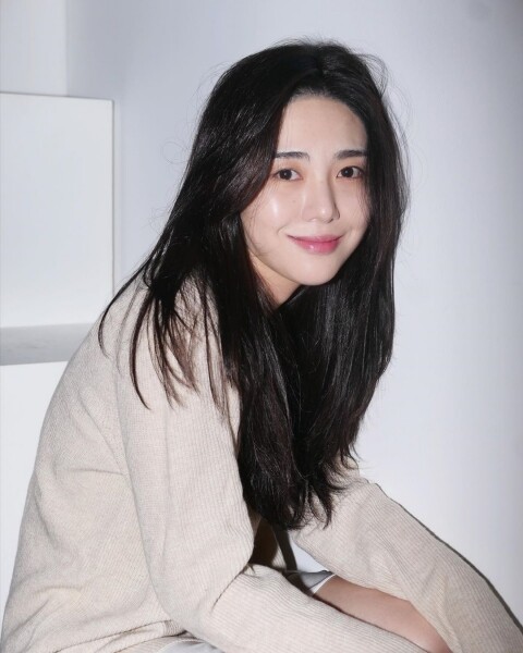 AOA 珉娥