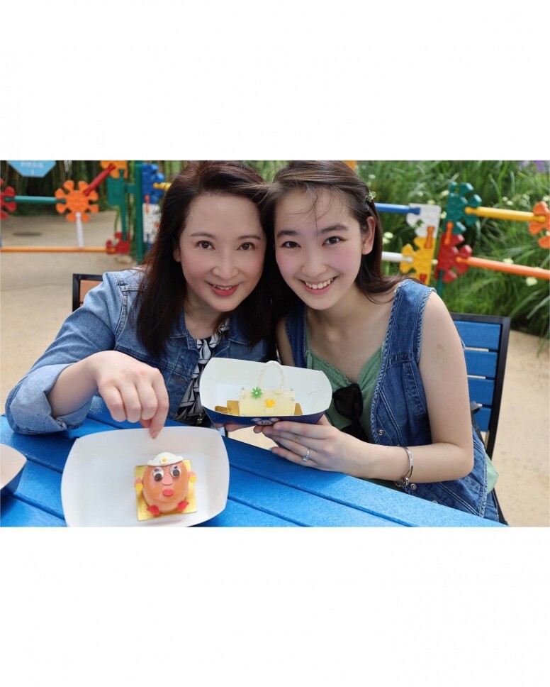 林愷鈴Ashley早已被傳媒封為「最美星二代」，Ashley的媽媽龔慈恩是80年代大台花