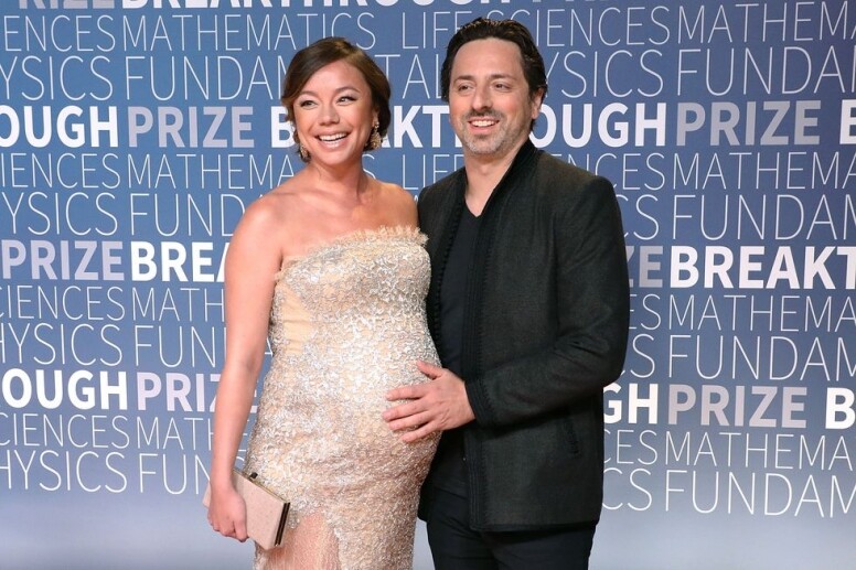 Sergey的第一任妻子Anne，現在有了自己經營得有聲有色的事業；出軌對象Amanda在