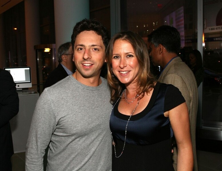 Google創始人Sergey Brin 在認識他的第一任妻子Anne Wojcicki時,還在Google的初創期,Anne的姊姊 Google創始人Sergey Brin 在認識他的第一任妻子Anne Wojcicki時,還在Google的初創期,Anne的姊姊