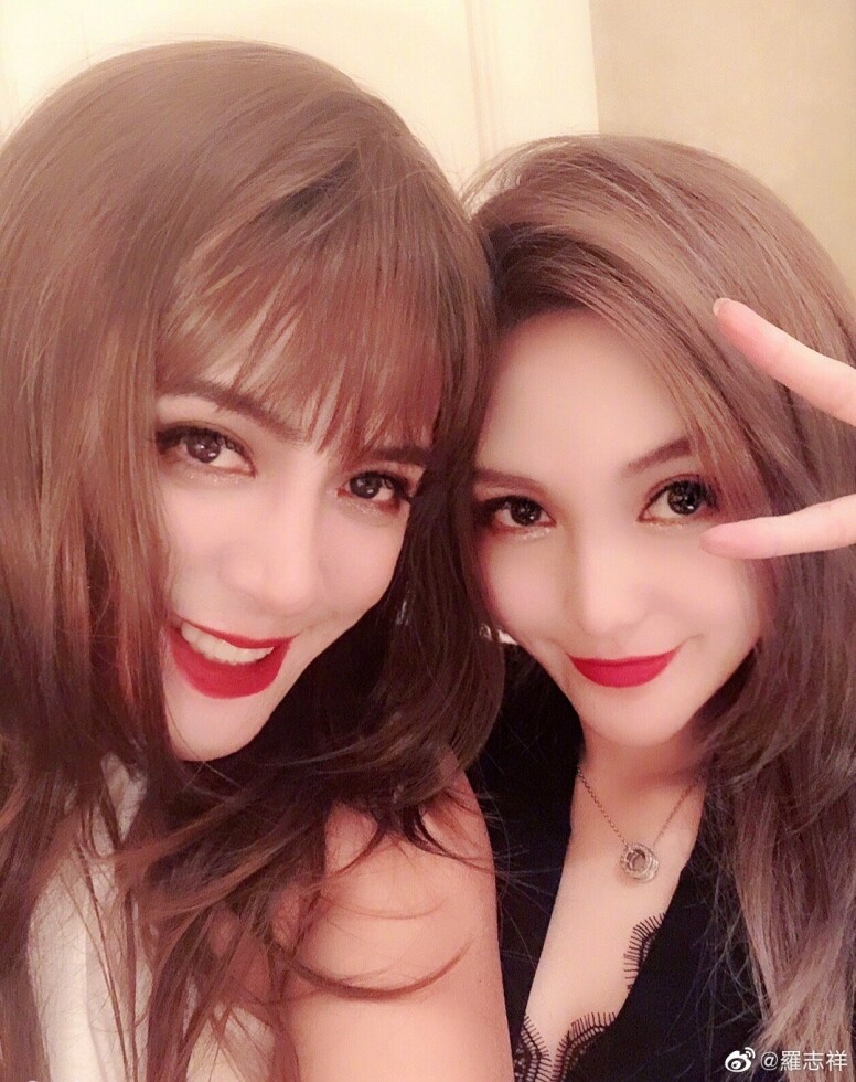 5月15號 完美主義女孩對化妝很有興趣 時常研究出不同的妝感跟大家