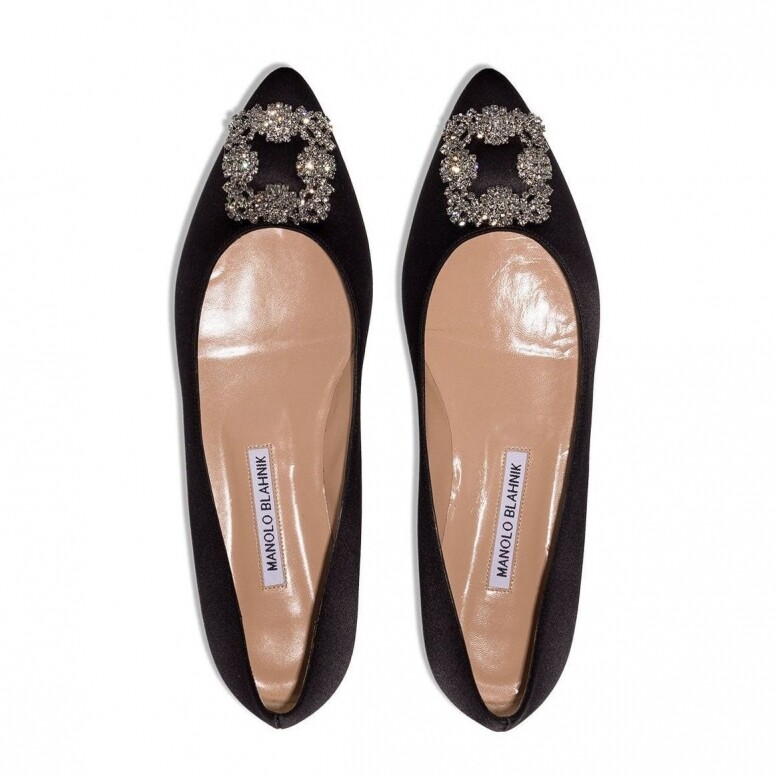 MANOLO BLAHNIK black Hangisi flat satin pumps