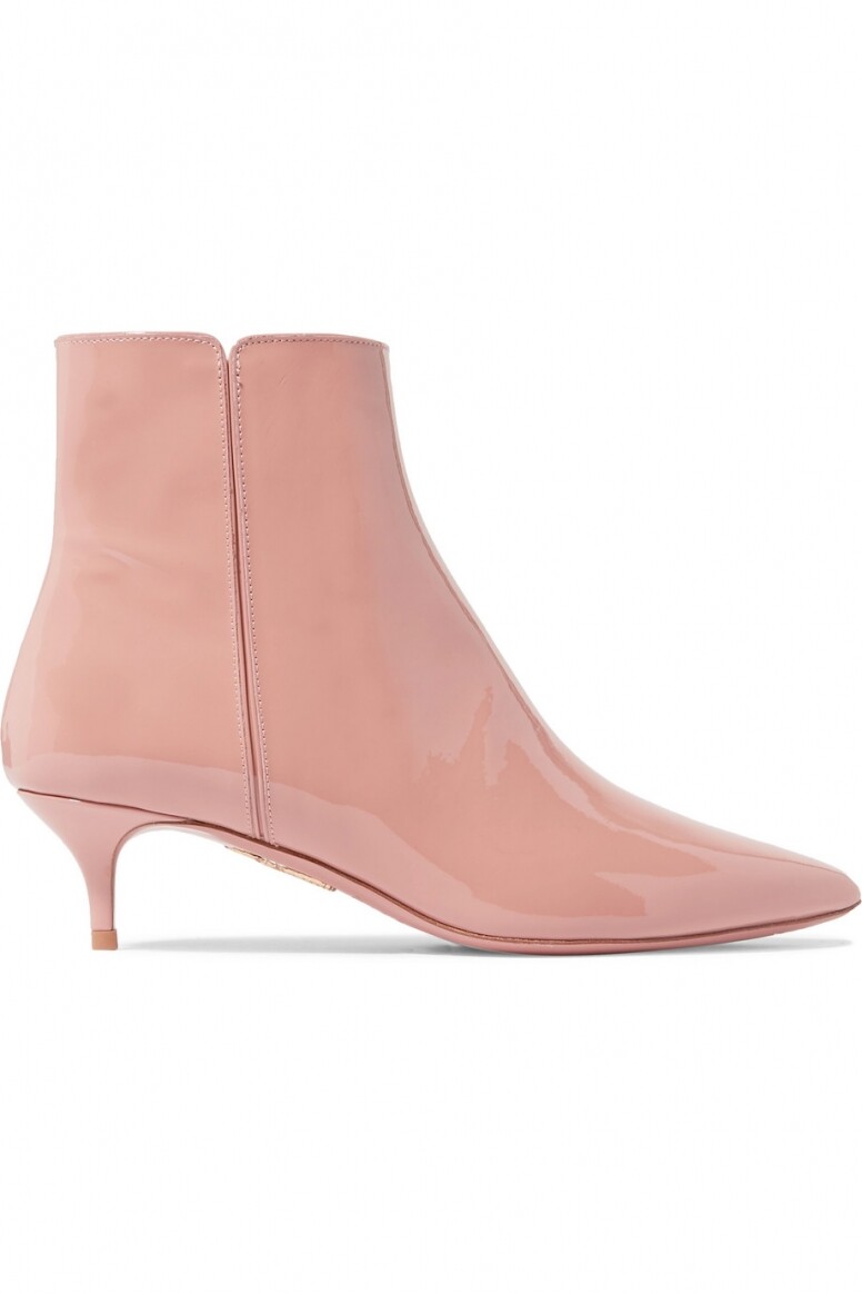 Aquazzura尖頭靴 $7,050 available at net-a-porter.com漆皮肉色踝靴易於配搭春夏造型，尖頭鞋款