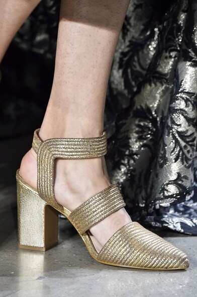 Tadashi Shoji