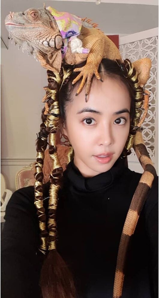 2. 神秘動物紋從去年就已經成為熱門話題的動物紋，除了不敗豹紋款，在