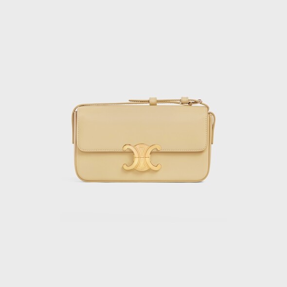 米白色Celine Triomphe shoulder bag $19,500
