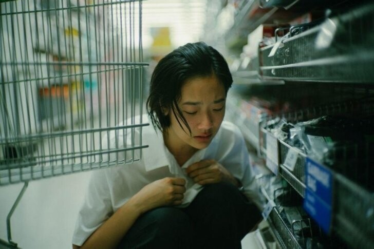 私底下的Chutimon也有電影中女主角的特質,卻多一份型格味道,無論穿上優雅 私底下的Chutimon也有電影中女主角的特質,卻多一份型格味道,無論穿上優雅