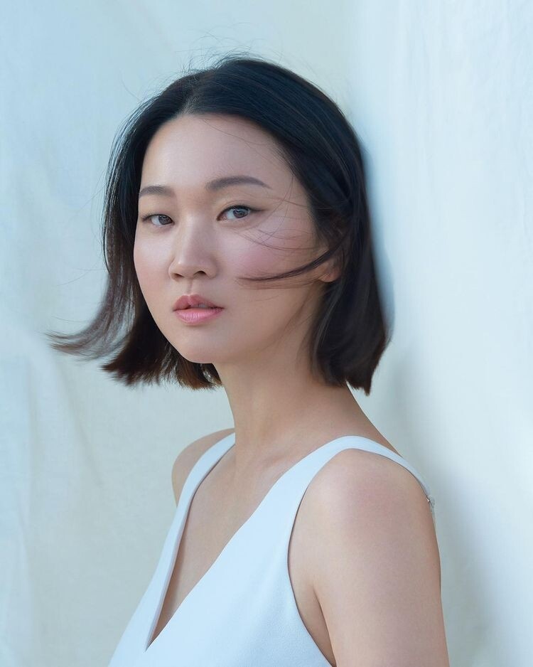 張允柱的影視作品雖然不多,但每次參演的都是話題和口碑作品。首部作 張允柱的影視作品雖然不多,但每次參演的都是話題和口碑作品。首部作