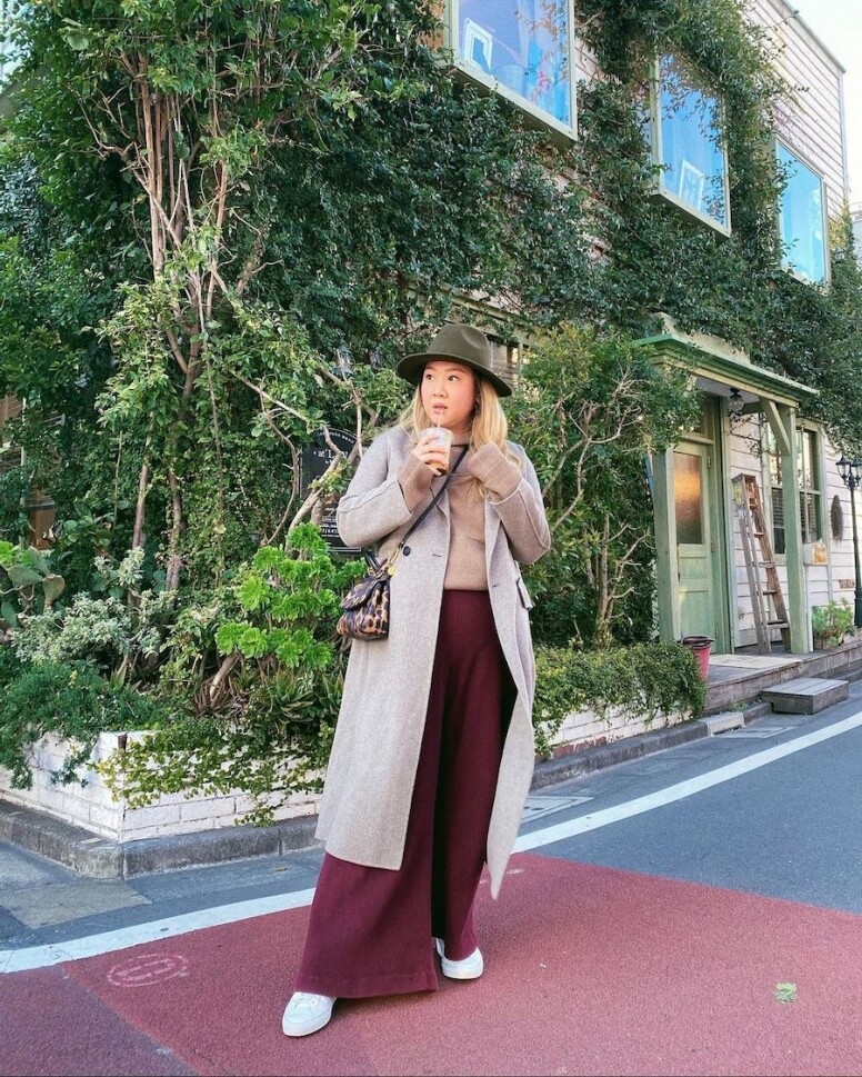 你知道嗎？一件乾濕褸絕對是胖女孩修飾身型的厲害武器。它能將胖肉隱