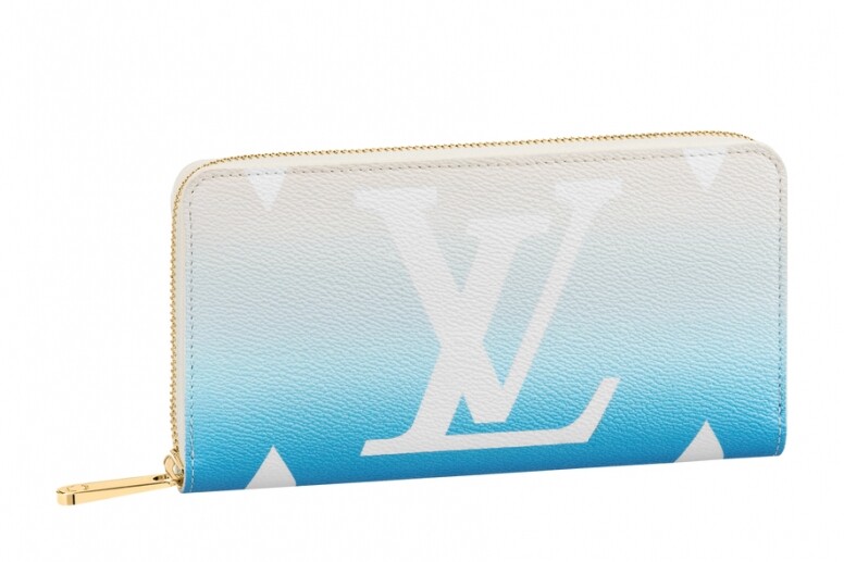 Louis Vuitton Monogram Giant印花亦再度歸來，以Degrade Blue漸變藍色、Degrade Pink漸變粉紅色、Degrade Brume漸變橙