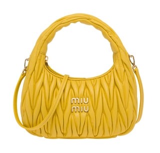 Miu Miu - Miu Wander黃色軟皮革半月腋下包，$16,000