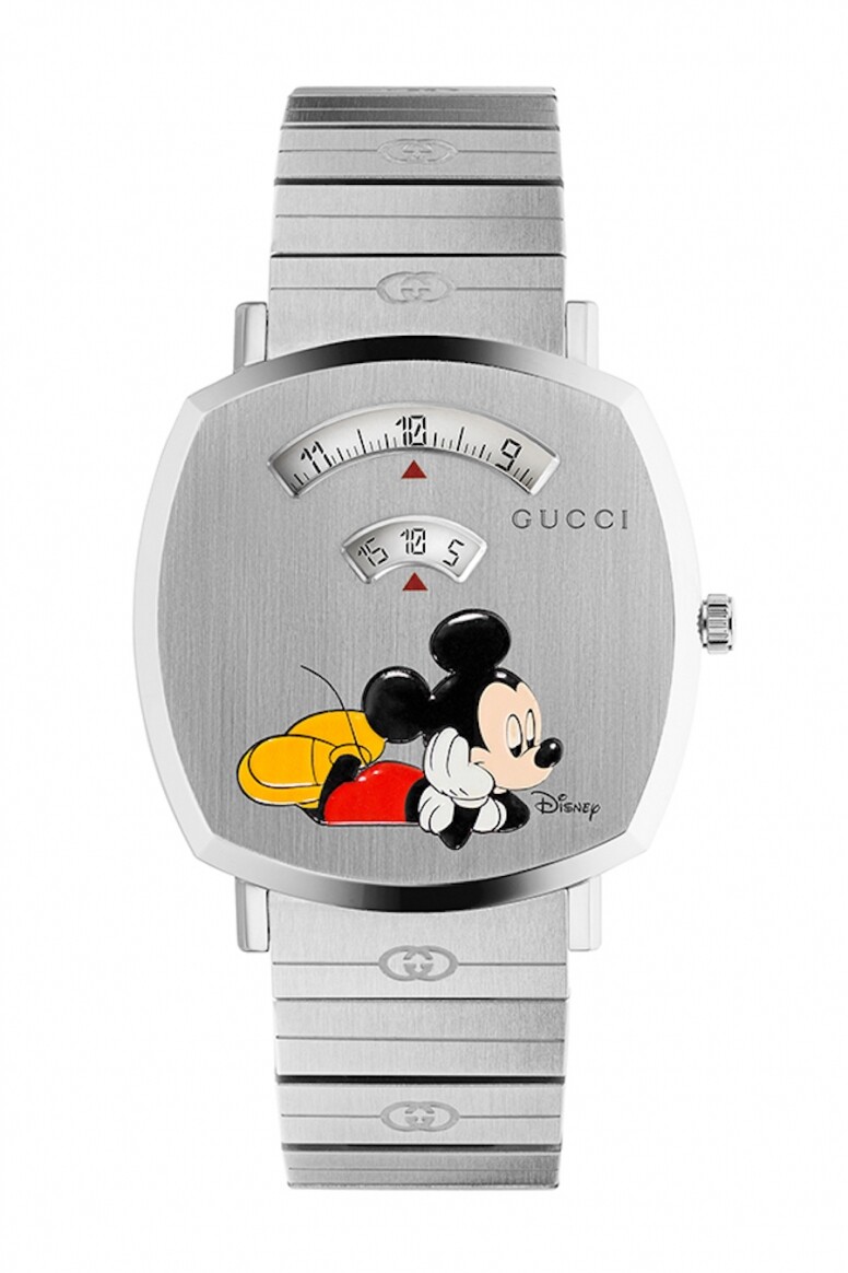 GUCCI推出錶盤飾以米奇老鼠圖案的全新Grip系列腕錶。腕錶上可愛的迪士尼