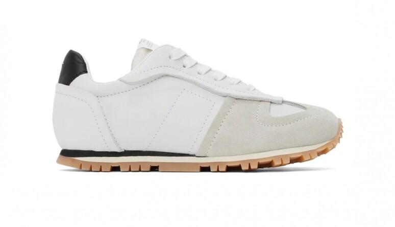 Maison Margiela 復古白波鞋 $2576, available at ssense.com