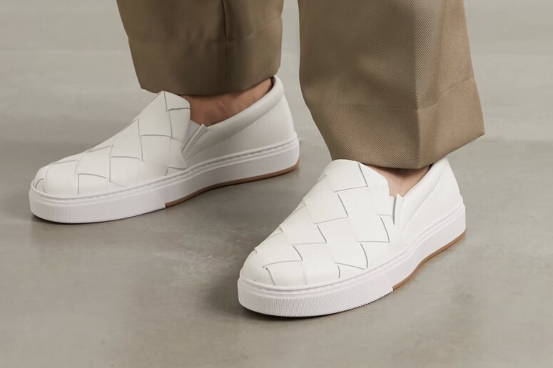 Bottega Veneta 拼疊白鞋 $6,400, available at net-a-porter.com