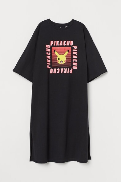 H&M x Pokémon 比卡超圖案黑色長款T恤 H&M x Pokémon 比卡超圖案黑色長款T恤
